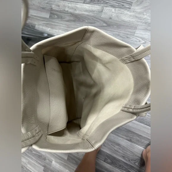 Cuyana Tall Easy Tote Stone - Picture 4 of 4